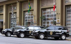 Polícia