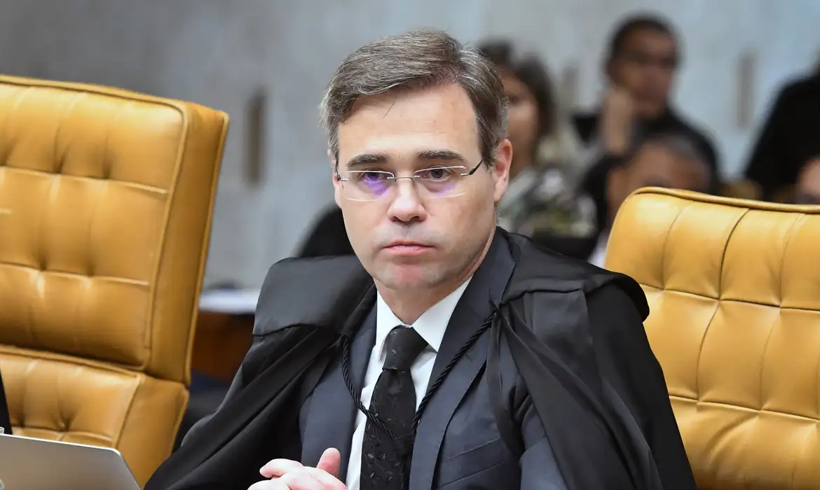 https://folhadeparanaiba.com/uploads/26/10/1792786237_6adbbf3d9daf4.webp