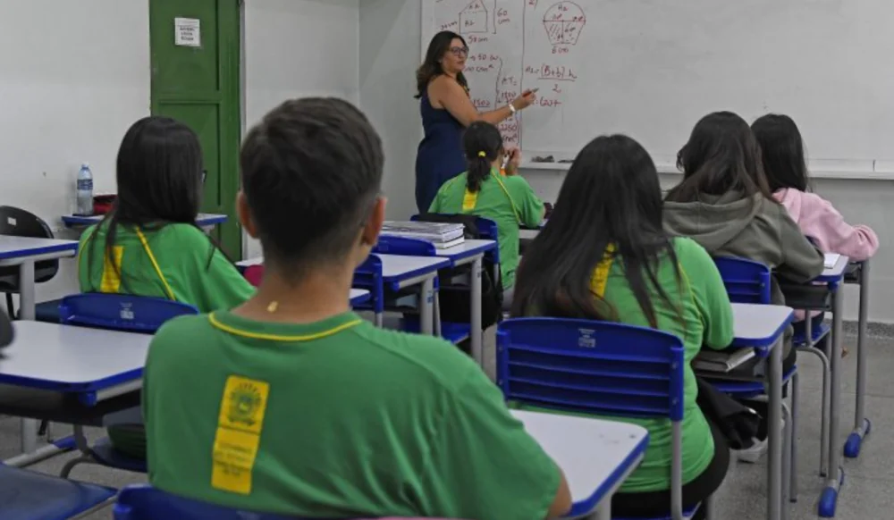 https://folhadeparanaiba.com/uploads/26/10/1793136257_6ae116818cf7b.webp